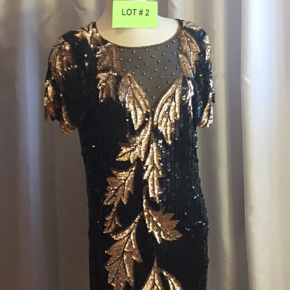 VINTAGE beaded & sequined gown in black & gold colors size medium - Picture 3 of 16